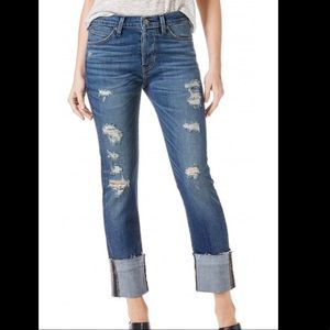 Level 99 women’s crops